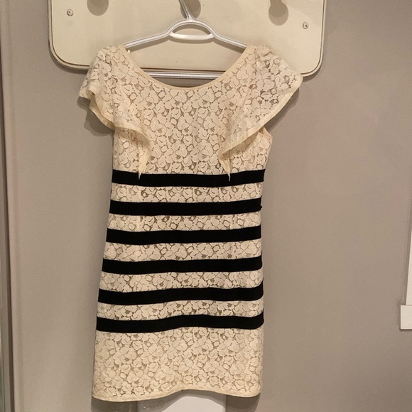 Dresse - Picture 1 of 3